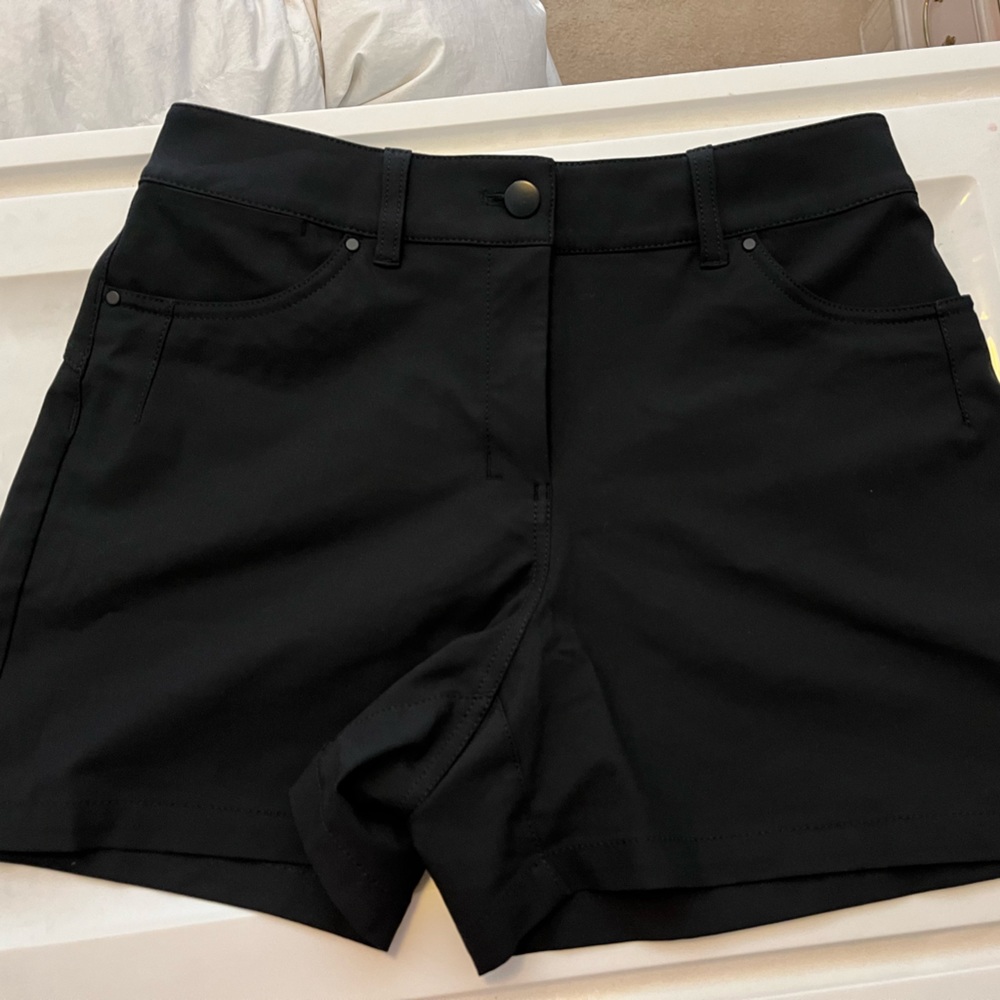 Lululemon City Sleek Five Pocket High-Rise Short 4"
